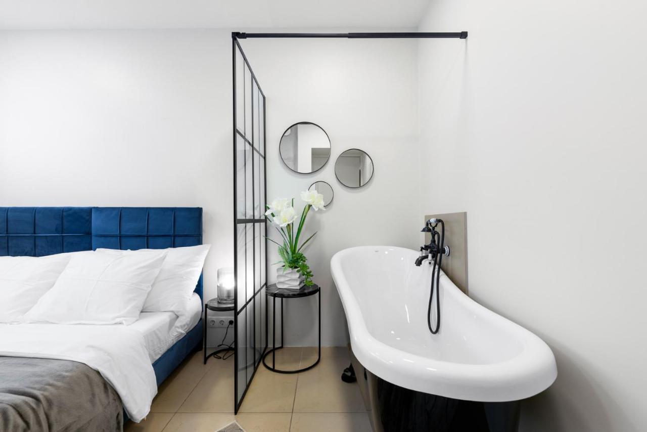Sirena Apartment - Self Check-In And Free Parking Ταλίν Εξωτερικό φωτογραφία