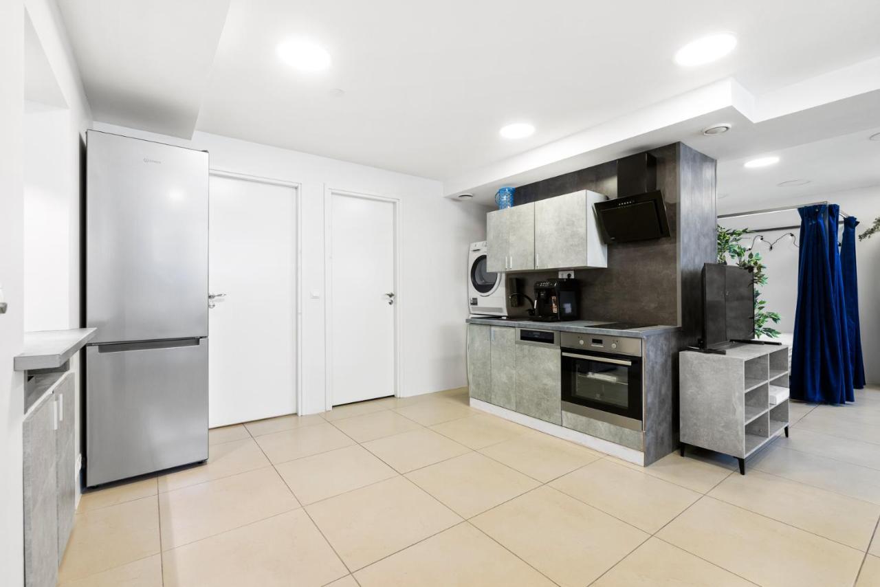 Sirena Apartment - Self Check-In And Free Parking Ταλίν Εξωτερικό φωτογραφία